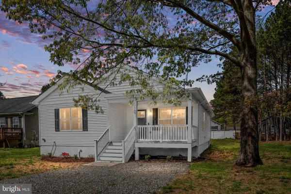 $339,000 | 669 Lakeview Drive, Colonial Beach, VA 22443