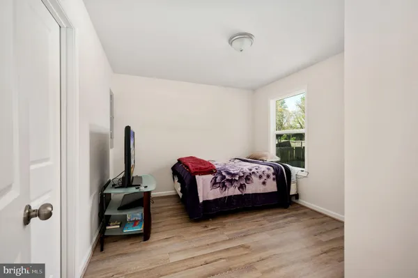 $334,900 | 669 Lakeview Drive, Colonial Beach, VA 22443