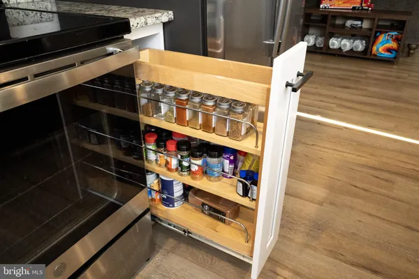 $334,900 | 669 Lakeview Drive, Colonial Beach, VA 22443