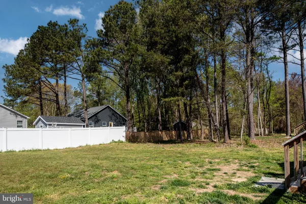 $339,000 | 669 Lakeview Drive, Colonial Beach, VA 22443