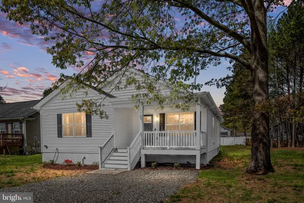 $334,900 | 669 Lakeview Drive, Colonial Beach, VA 22443