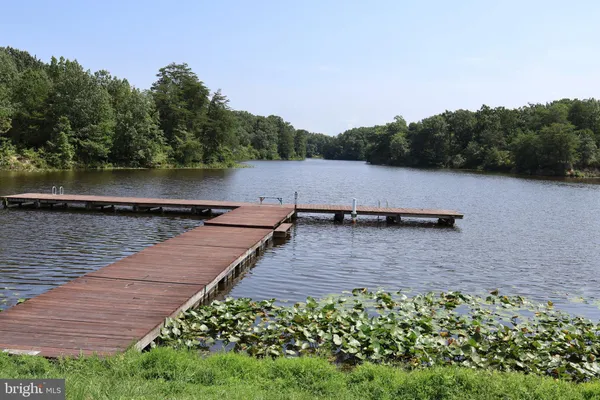 $334,900 | 669 Lakeview Drive, Colonial Beach, VA 22443