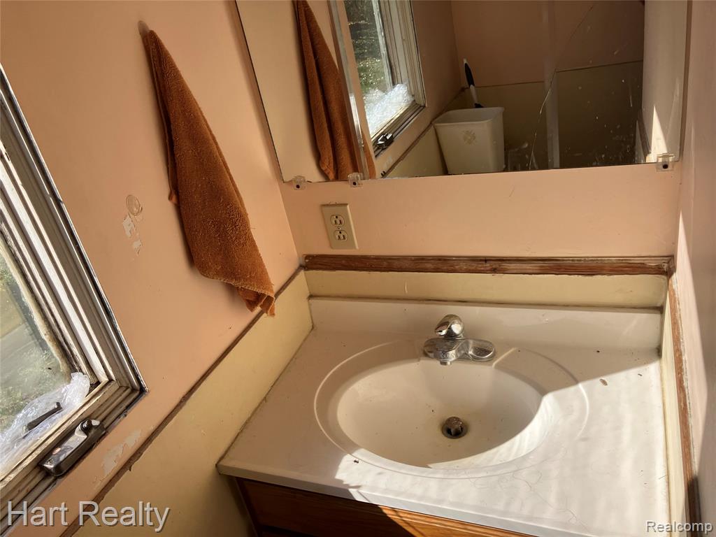 374 Ubly Road Sandusky, MI 48471 - Photo 4 of 23