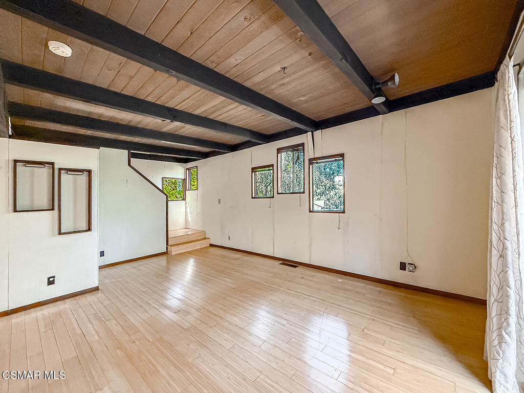 253 Beech Road Newbury Park, CA 91320 - Photo 5 of 29