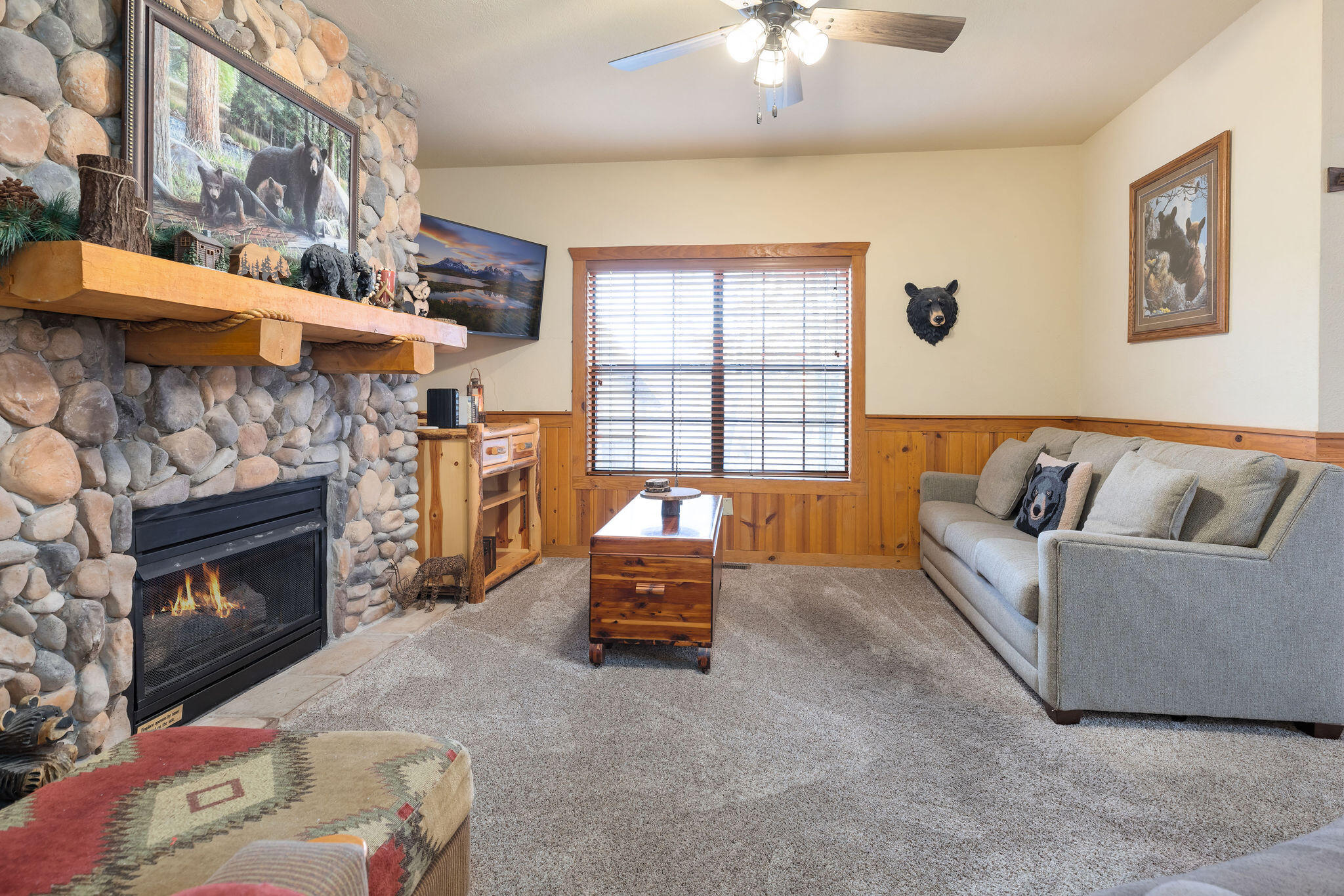 266 Oakridge Road, Unit 2 Branson, MO 65616 - Photo 10 of 28 Fireplace