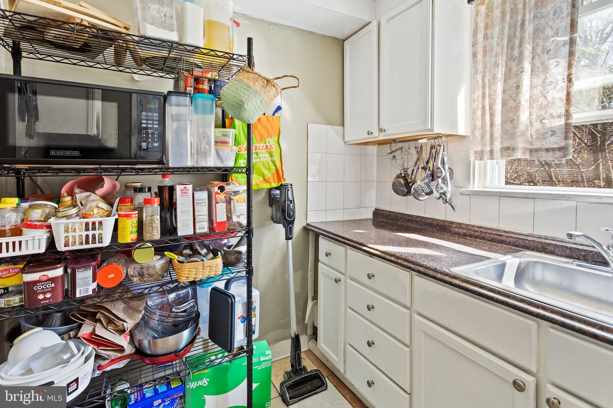 593 Timberlake Road Upper Darby, PA 19082 - Photo 9 of 22