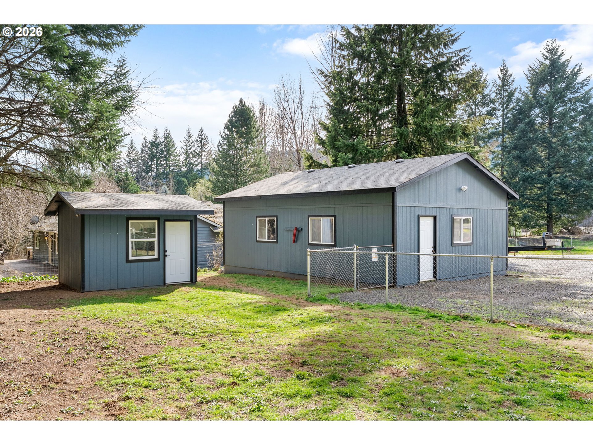 152 Estabrook Loop Carson, WA 98610 - Photo 3 of 45