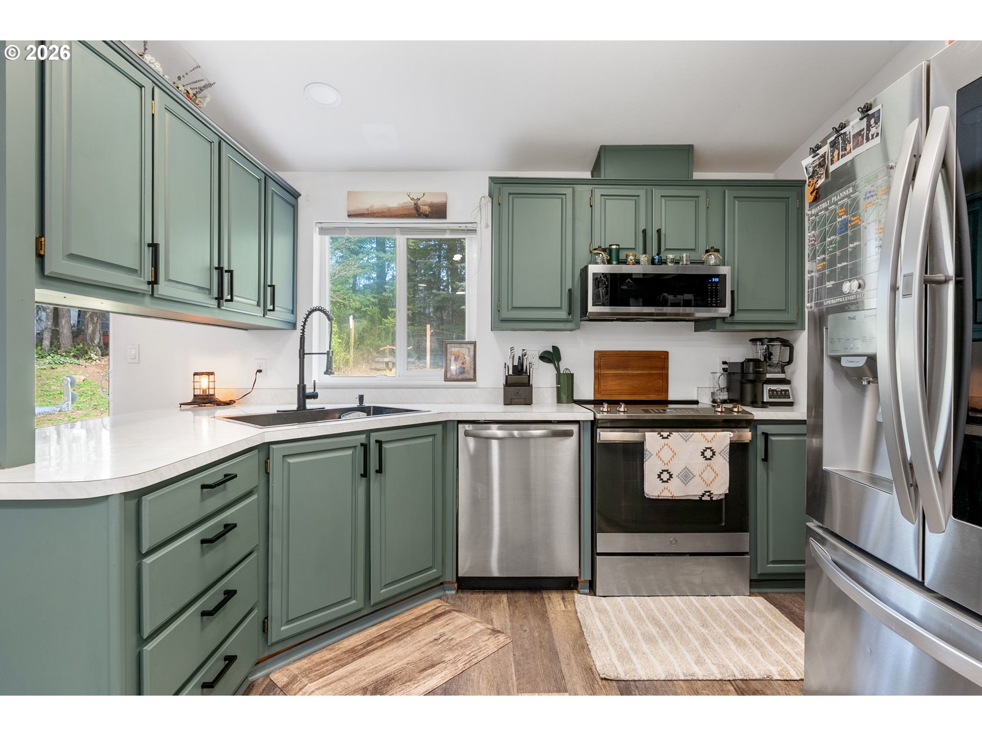 152 Estabrook Loop Carson, WA 98610 - Photo 4 of 45