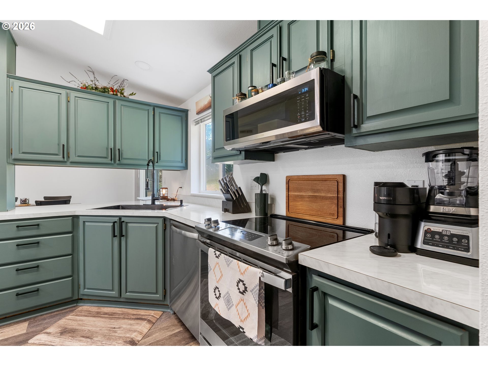 152 Estabrook Loop Carson, WA 98610 - Photo 5 of 45