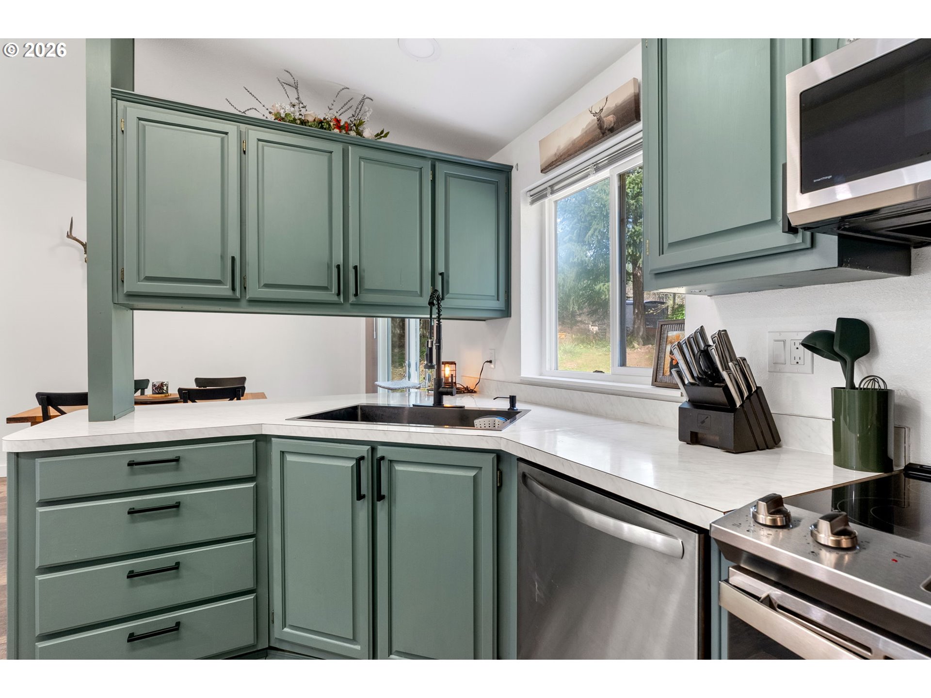 152 Estabrook Loop Carson, WA 98610 - Photo 6 of 45