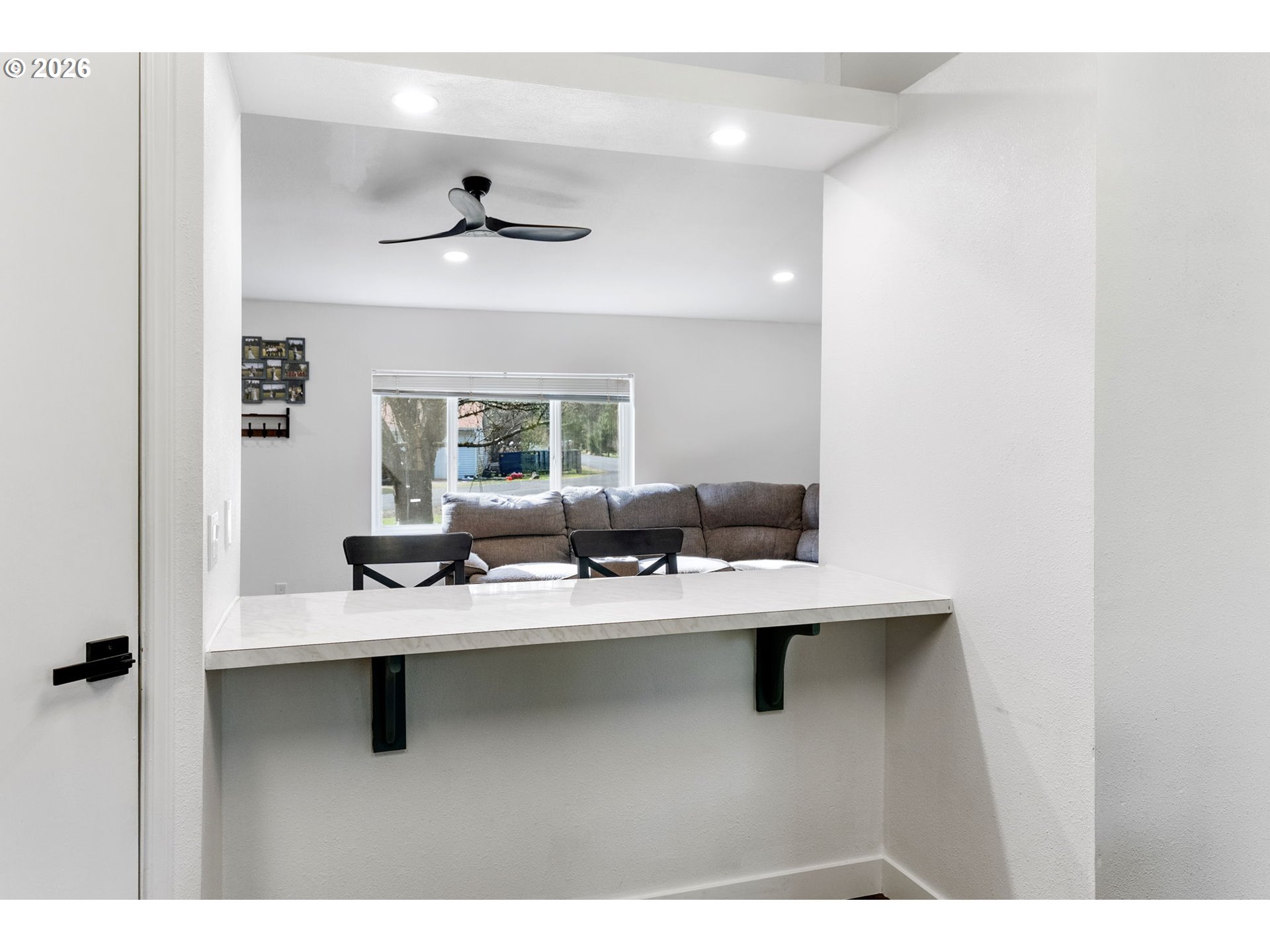 152 Estabrook Loop Carson, WA 98610 - Photo 8 of 45