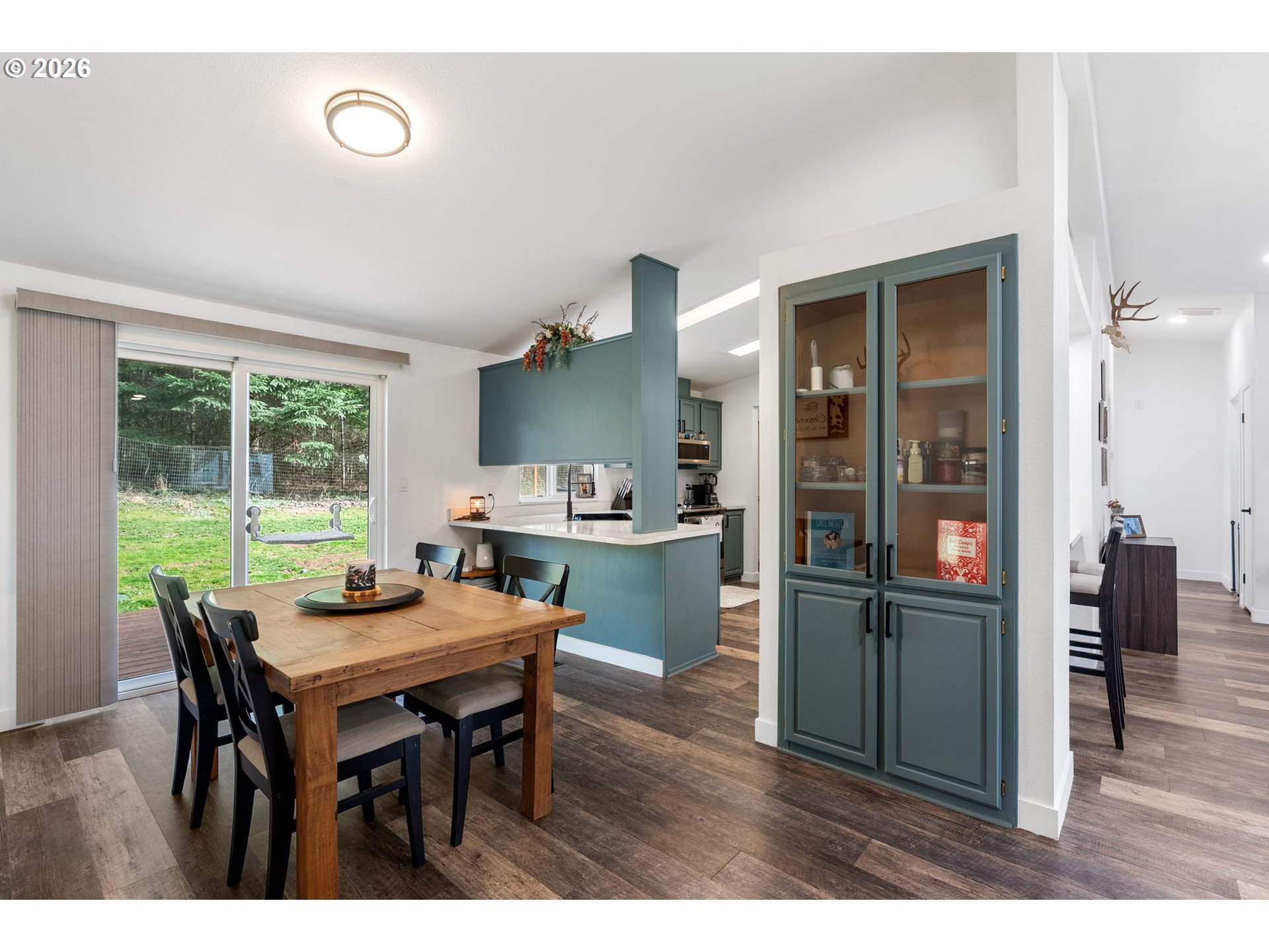 152 Estabrook Loop Carson, WA 98610 - Photo 9 of 45