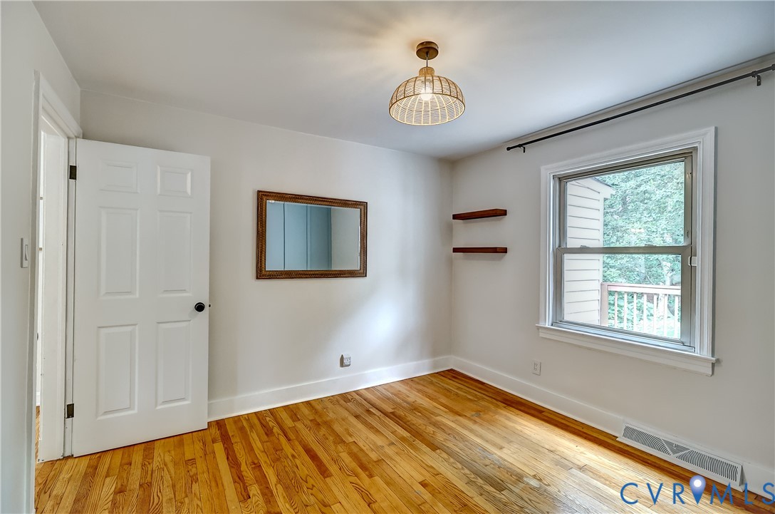 8309 Lansdowne Road Henrico, VA 23229 - Photo 33 of 43