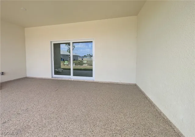 $2,000 | 1103 Harold Avenue South, Lehigh Acres, FL 33973