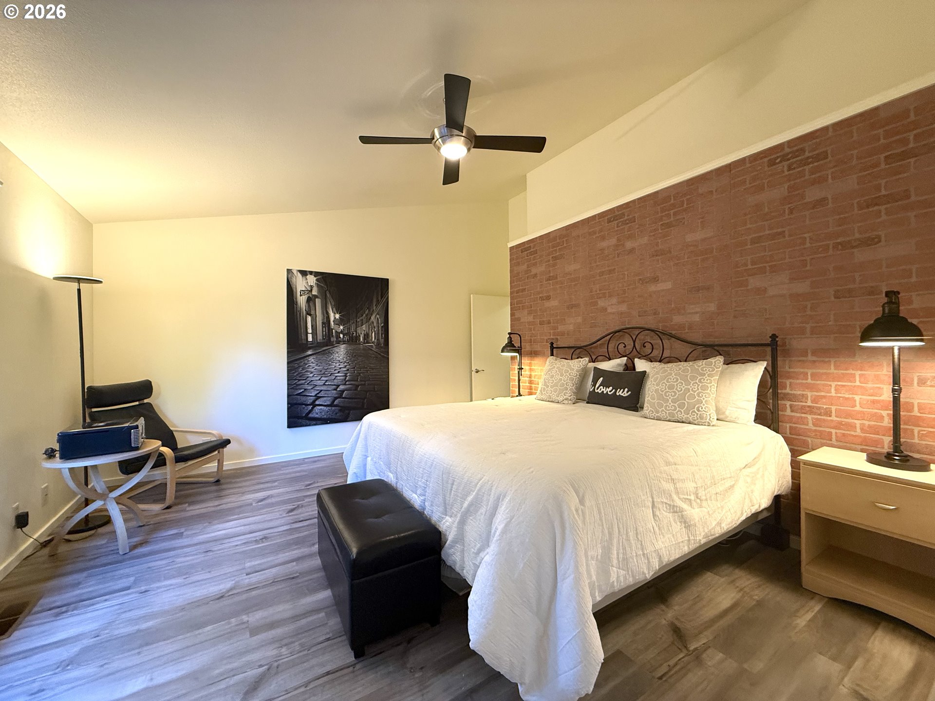 1487 Kyiv Street Springfield, OR 97477 - Photo 22 of 48 Owner's Suite Bedroom