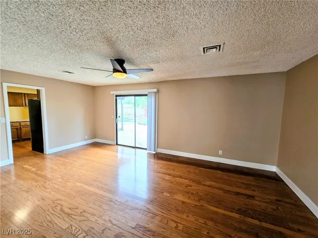 $3,900 | 3159 Tonyram Circle, Las Vegas, NV 89146