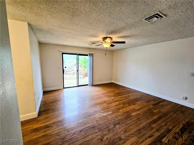 $3,900 | 3159 Tonyram Circle, Las Vegas, NV 89146