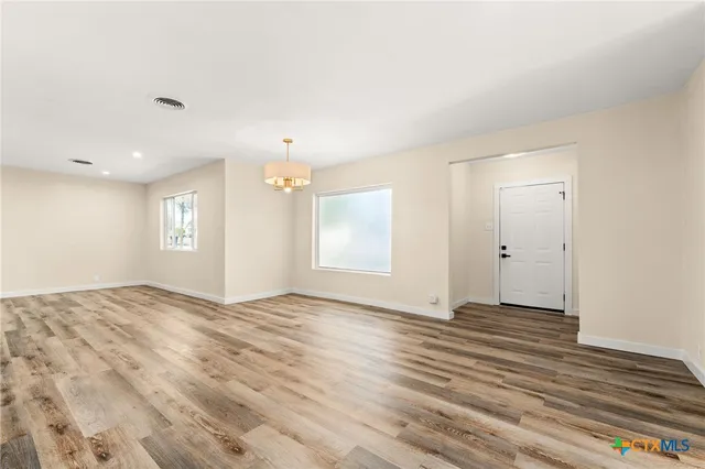 $264,999 | 702 South Main Street, Copperas Cove, TX 76522