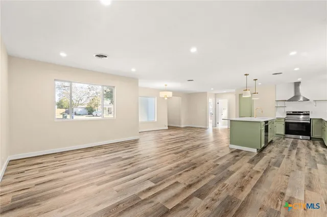 $264,999 | 702 South Main Street, Copperas Cove, TX 76522