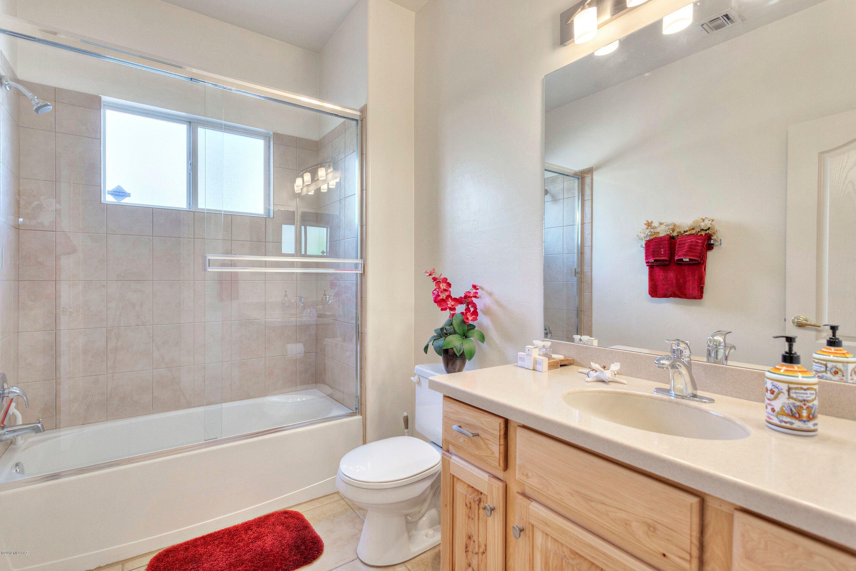 308 Circulo Bellagio Rio Rico, AZ 85648 - Photo 12 of 24 Gallery Image 12