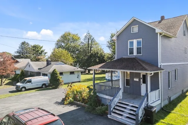$339,000 | 760 High Street, Alpha, NJ 08865