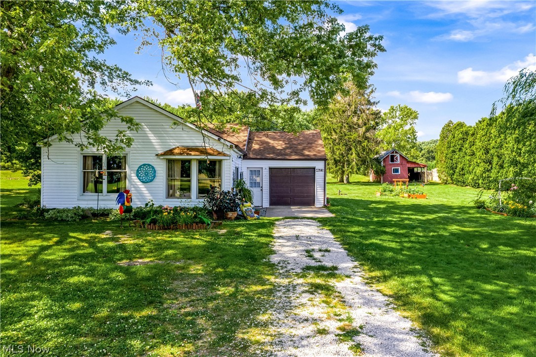 4623 Sandy Lake Road Ravenna, OH 44266 - Photo 3 of 35 Gallery Image 3