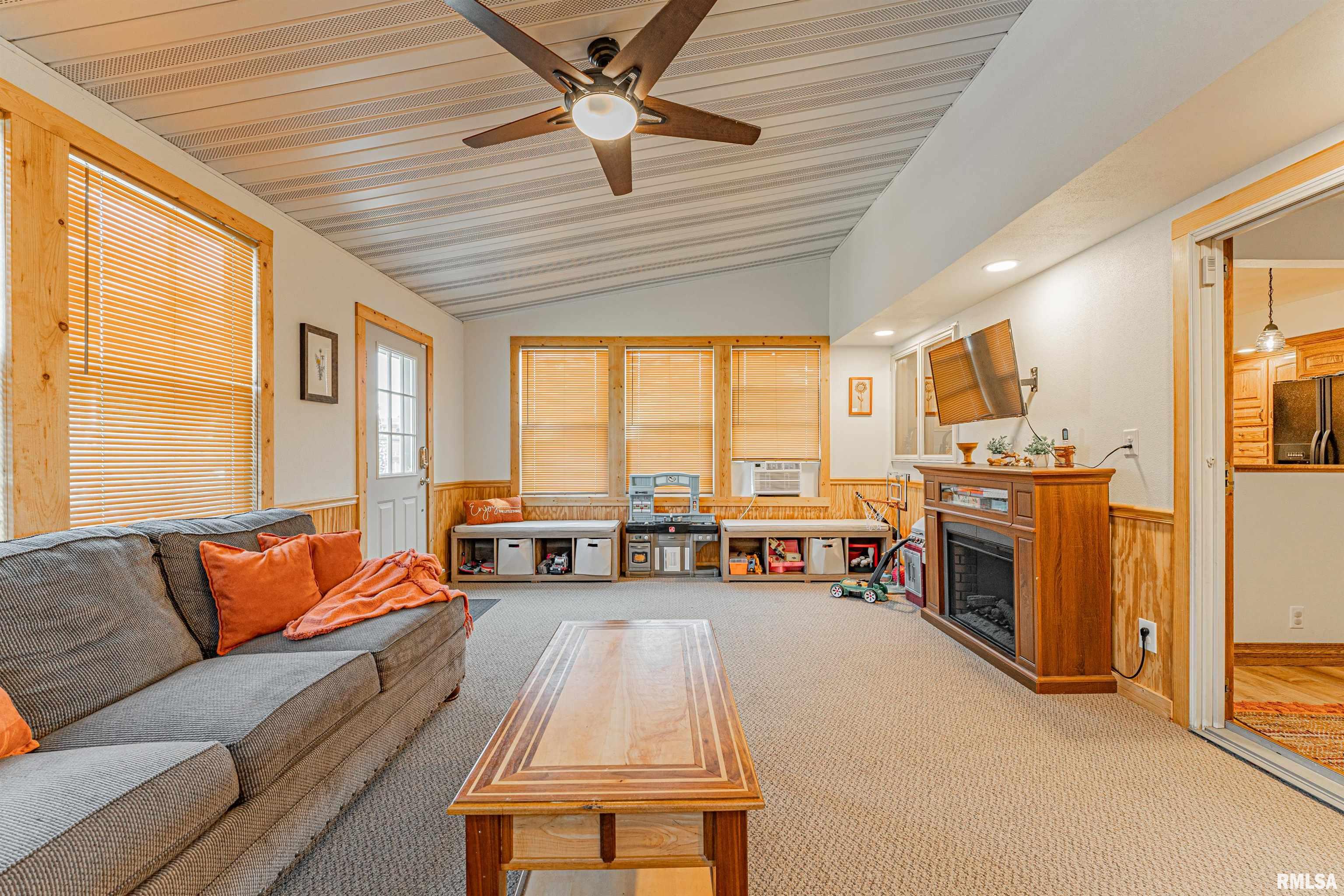 1008 North State Street Lincoln, IL 62656 - Photo 13 of 31
