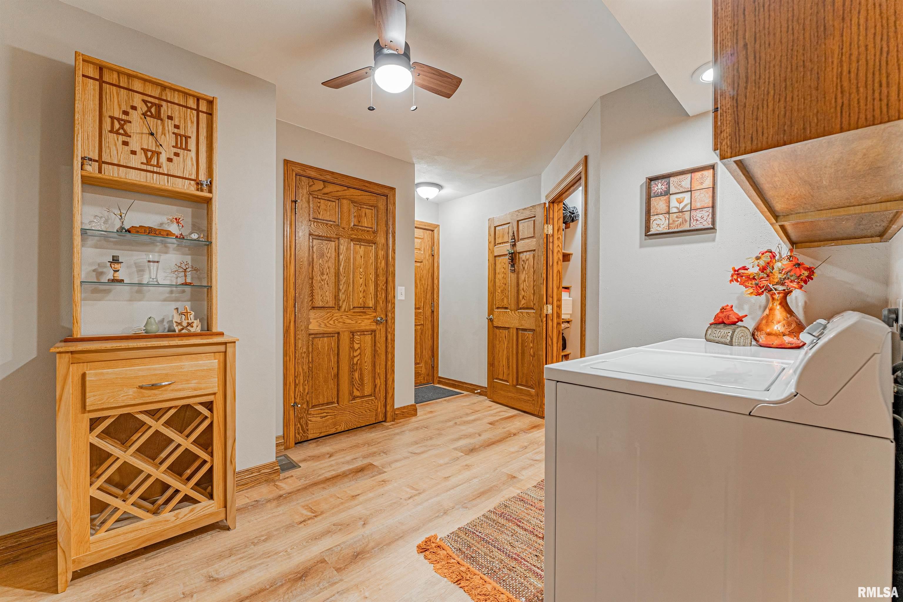 1008 North State Street Lincoln, IL 62656 - Photo 16 of 31