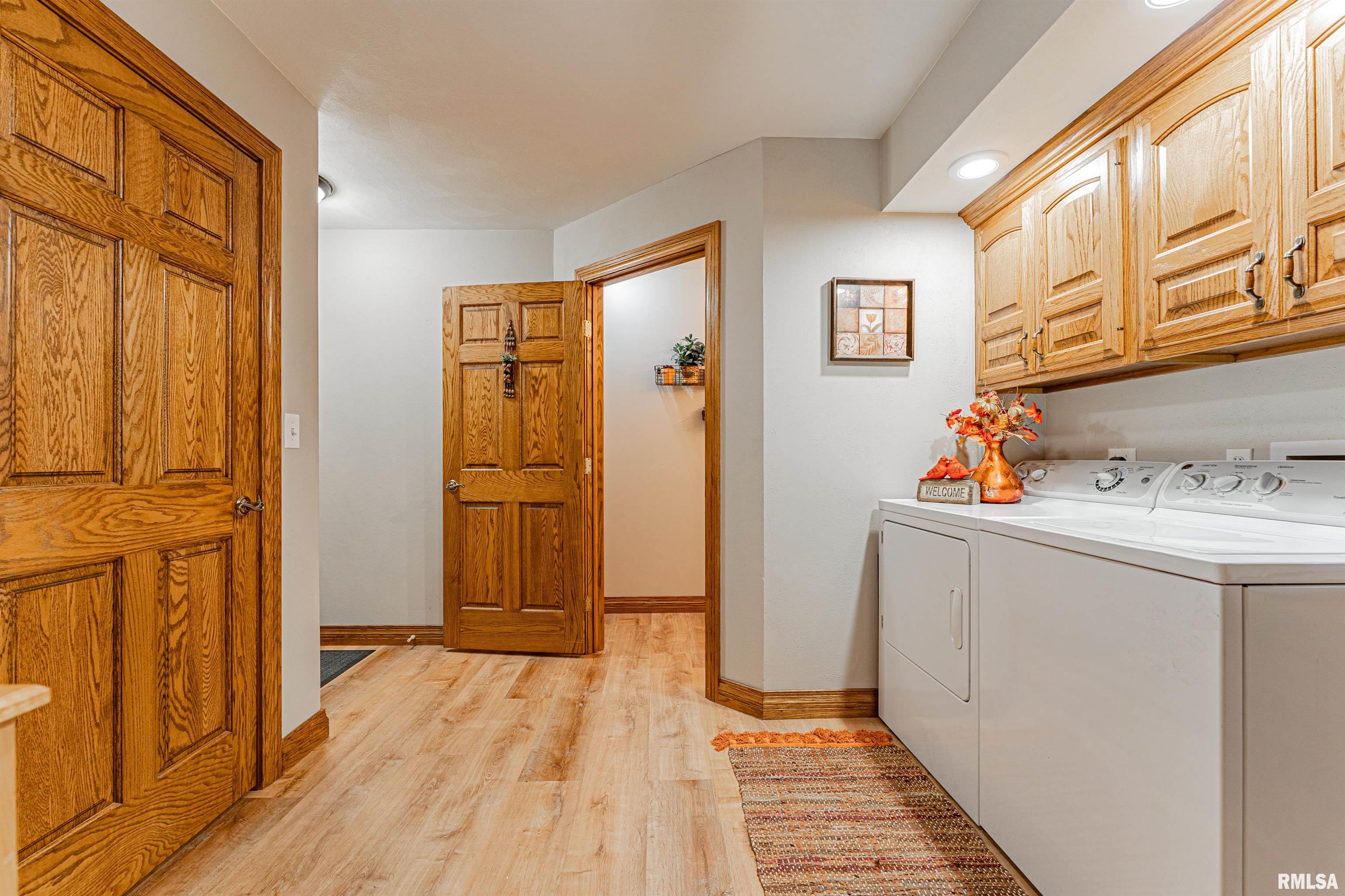 1008 North State Street Lincoln, IL 62656 - Photo 17 of 31