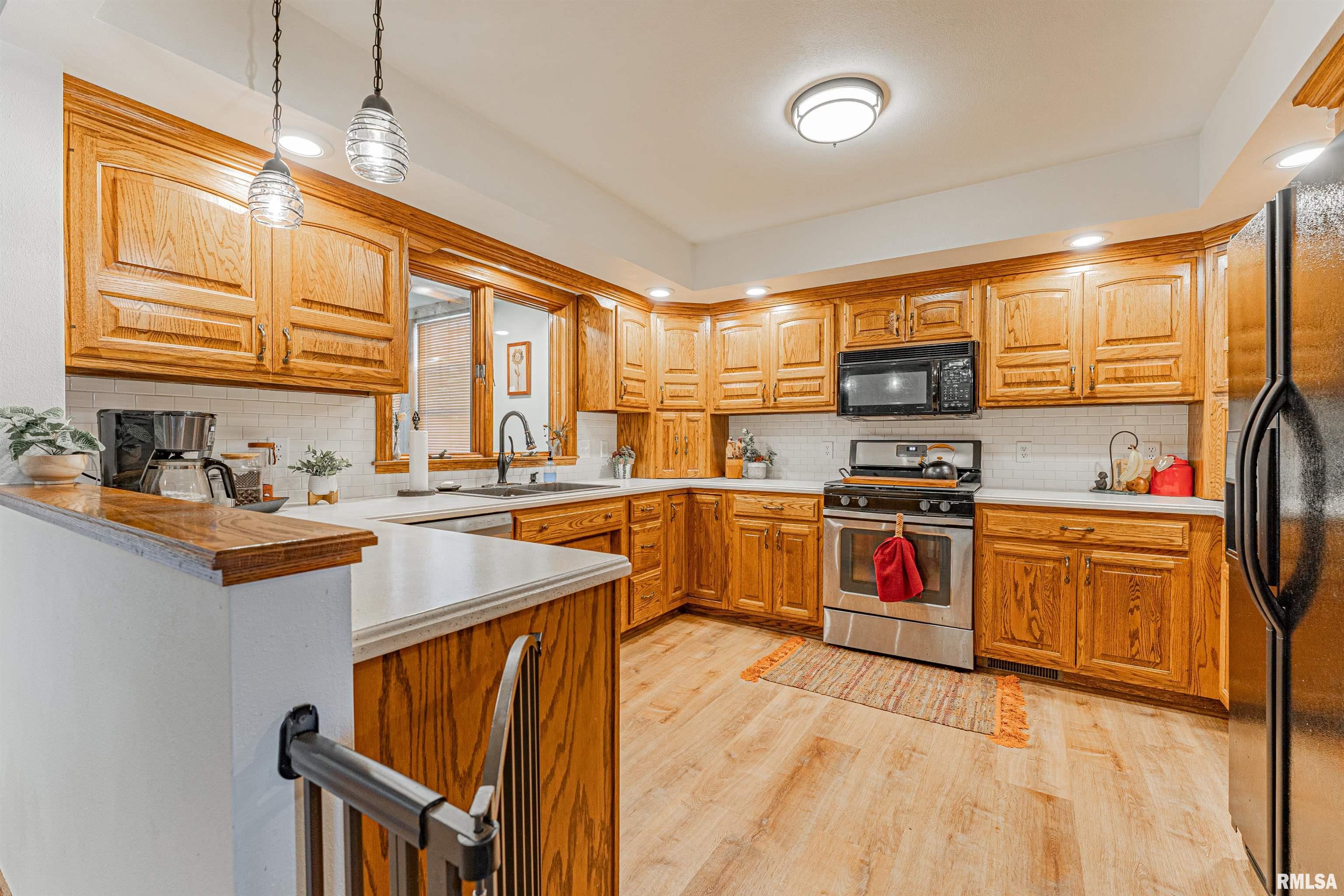 1008 North State Street Lincoln, IL 62656 - Photo 8 of 31