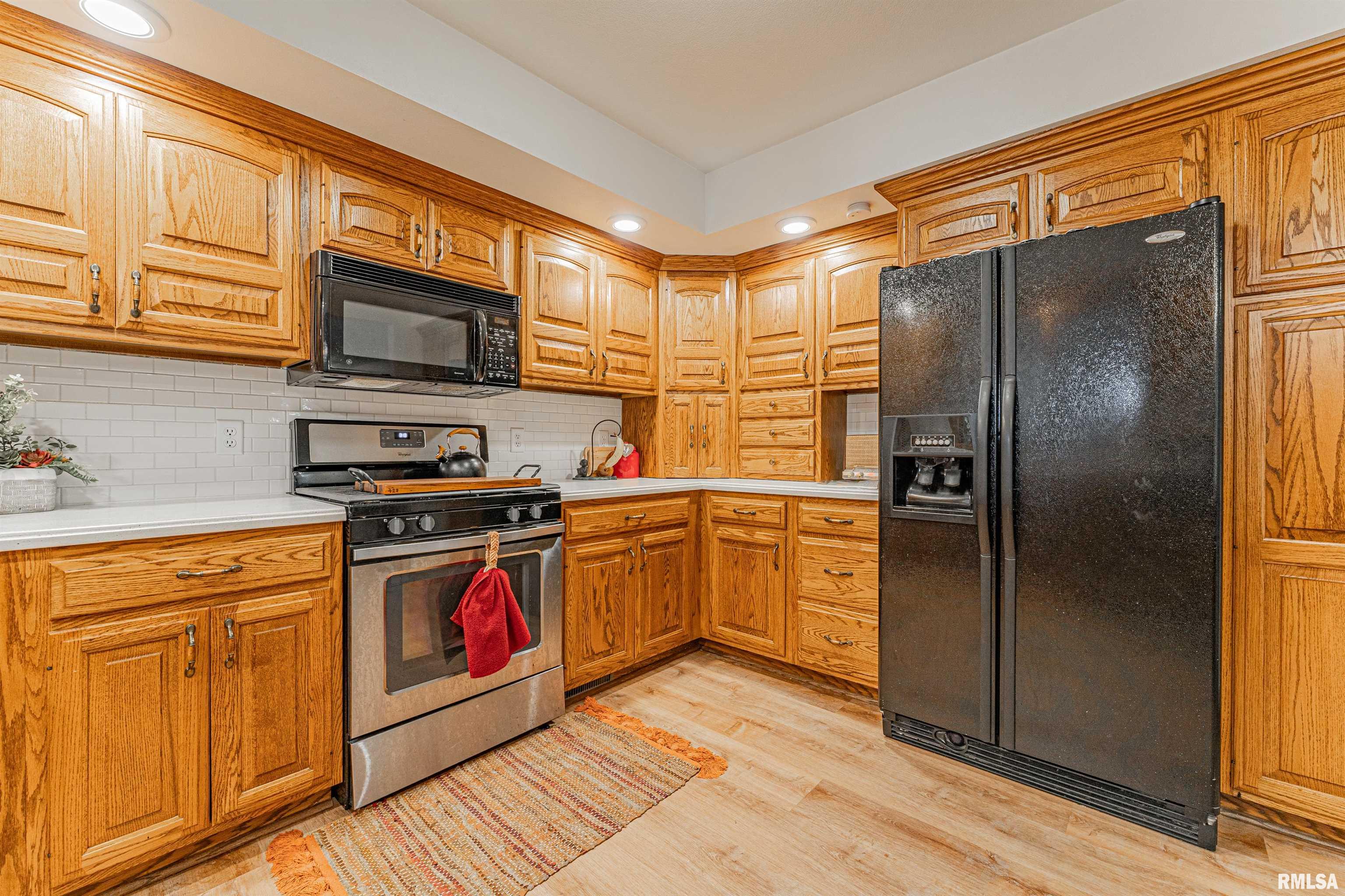 1008 North State Street Lincoln, IL 62656 - Photo 10 of 31