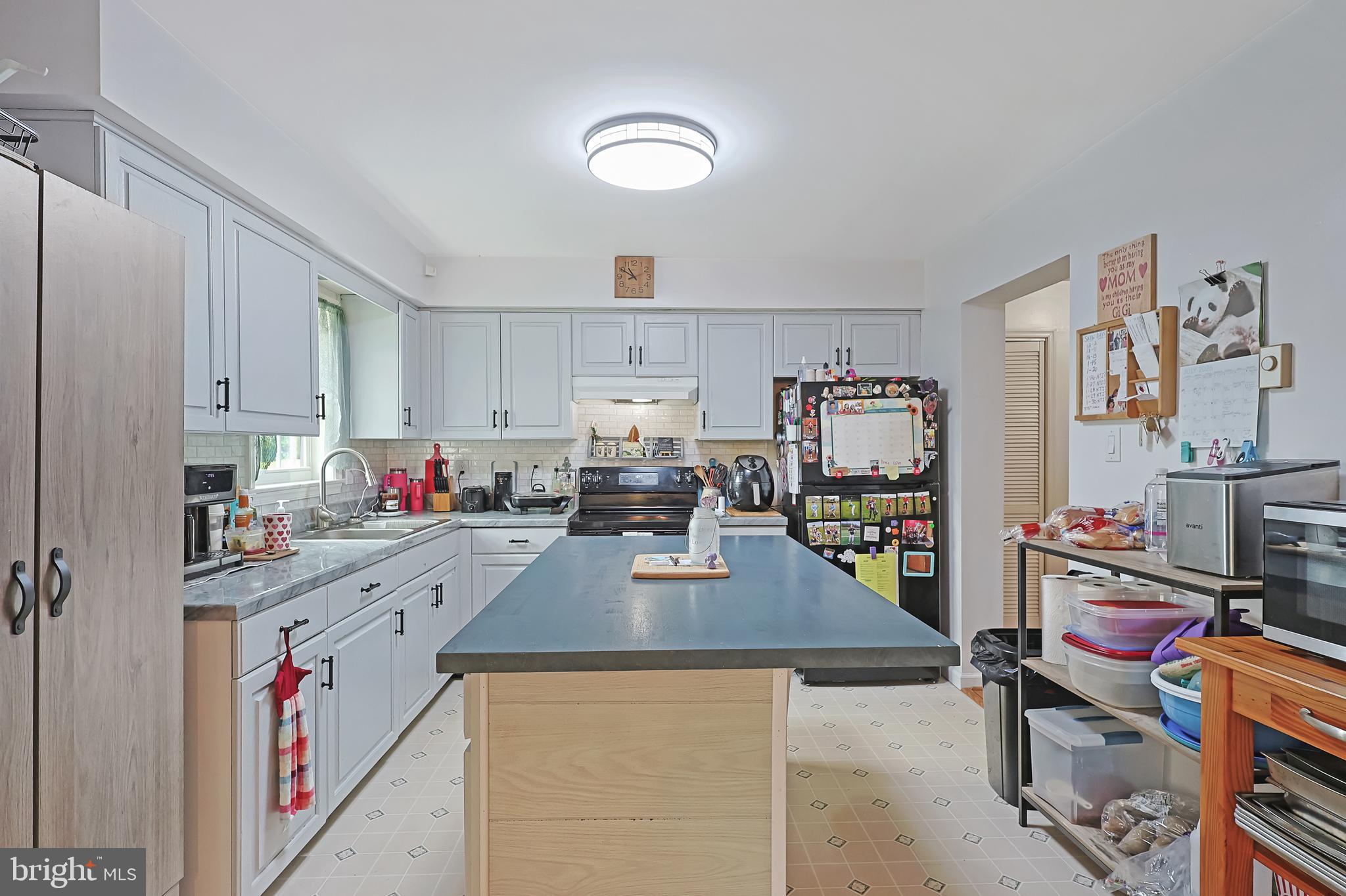1414 Old Furnace Road Ridgeley, WV 26753 - Photo 6 of 52