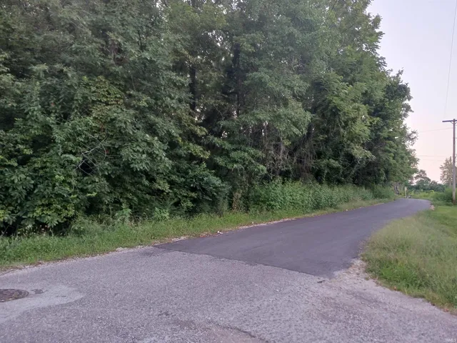 $31,800 | 700 Boston Street, Bicknell, IN 47512