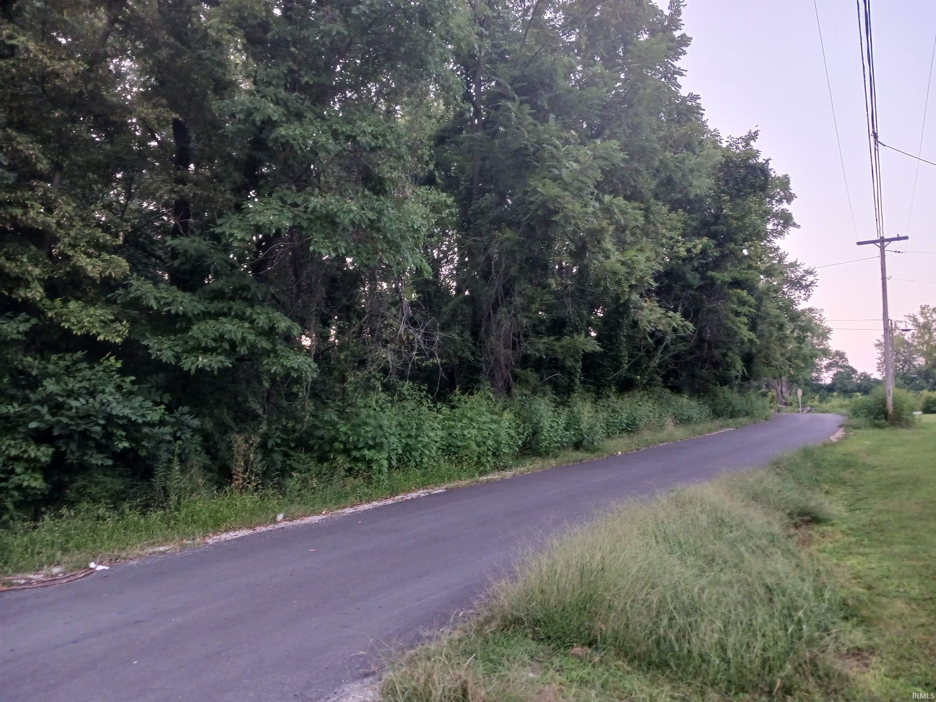 700 Boston Street Bicknell, IN 47512 - Photo 4 of 5