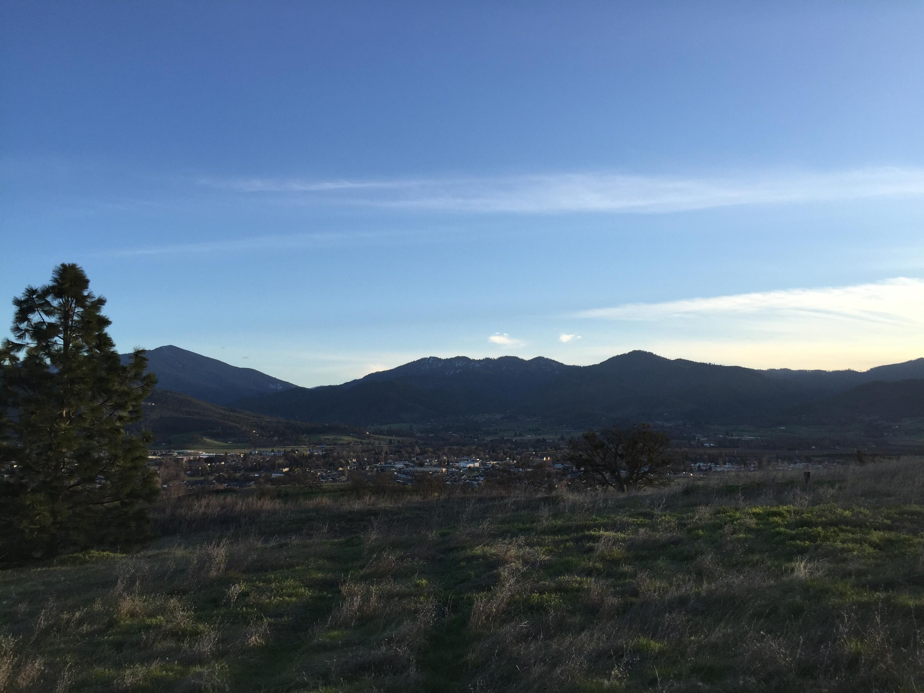 4792 Payne Road Medford, OR 97504 - Photo 15 of 26 IMG_3500