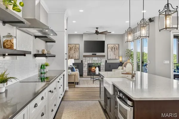 $1,200,000 | 347 Stonewall Drive, Eureka, MO 63025