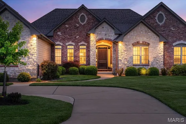 $1,200,000 | 347 Stonewall Drive, Eureka, MO 63025
