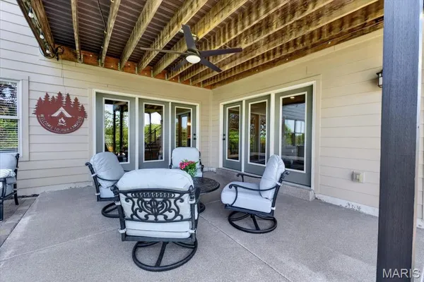 $1,200,000 | 347 Stonewall Drive, Eureka, MO 63025