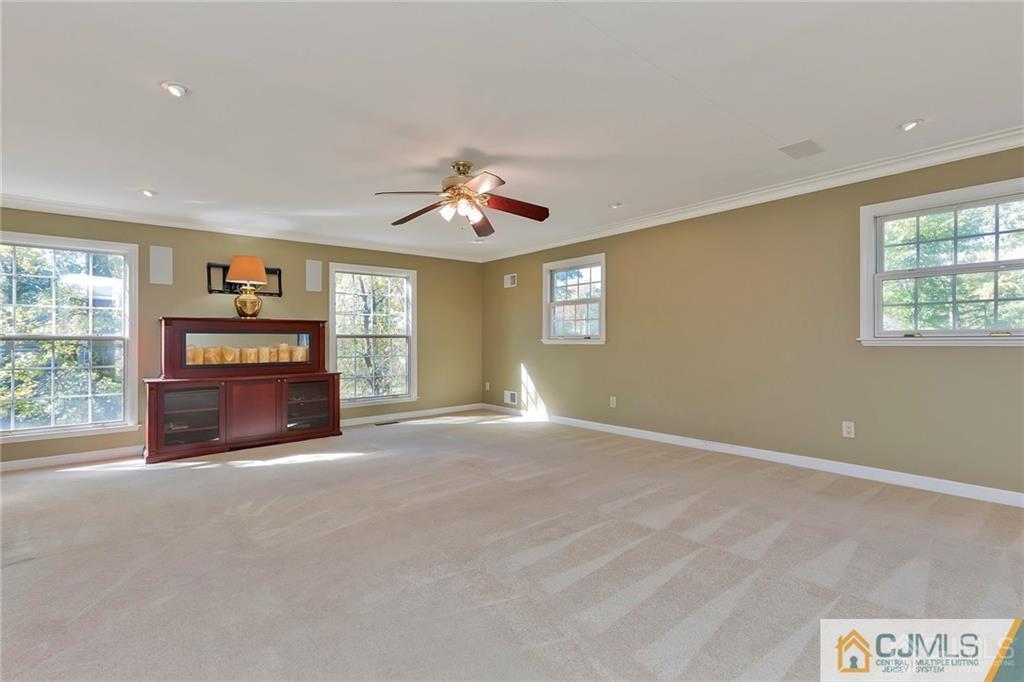 18 Southfield Road Edison, NJ 08820 - Photo 16 of 31 Gallery Image 16