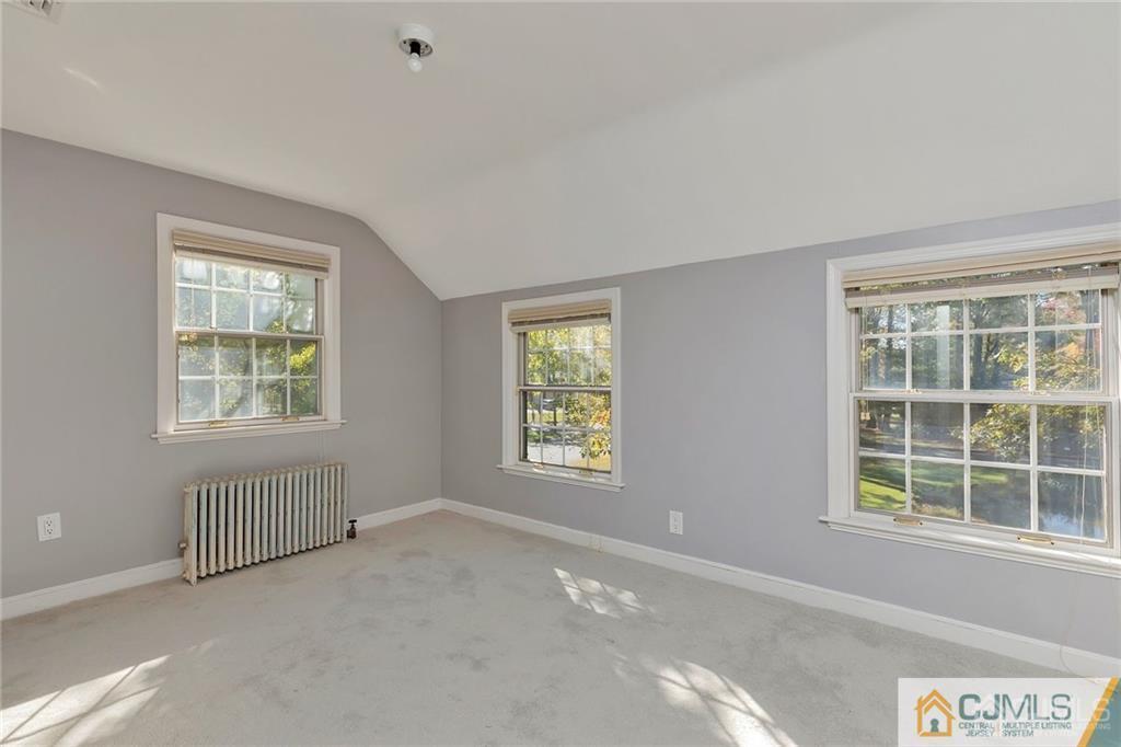 18 Southfield Road Edison, NJ 08820 - Photo 23 of 31 Gallery Image 23