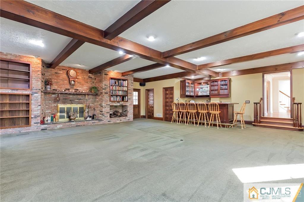 18 Southfield Road Edison, NJ 08820 - Photo 10 of 31 Gallery Image 10