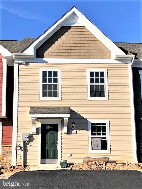 374 Thumper Drive Ranson, WV 25438 - Photo 2 of 25 Exterior Front