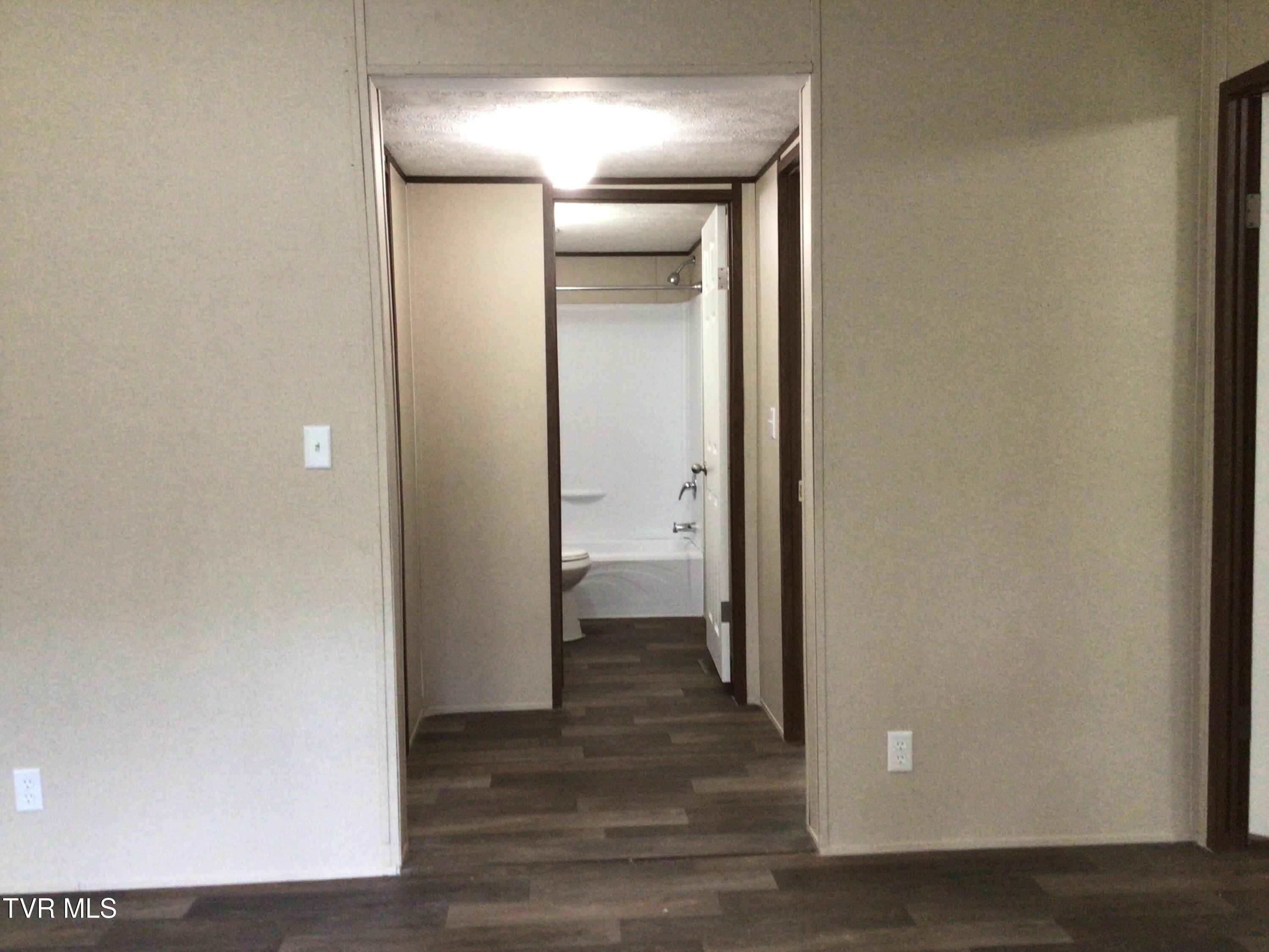 421 Dog Walk Road Greeneville, TN 37745 - Photo 19 of 30 IMG_6521