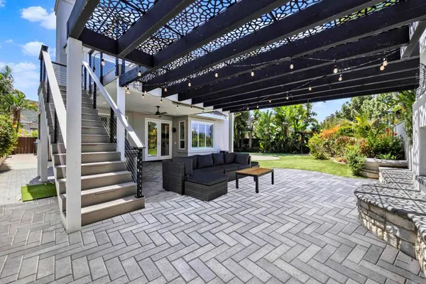 $1,439,900 | 948 Honeysuckle Drive, San Marcos, CA 92078