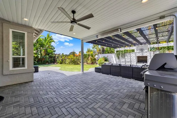$1,439,900 | 948 Honeysuckle Drive, San Marcos, CA 92078