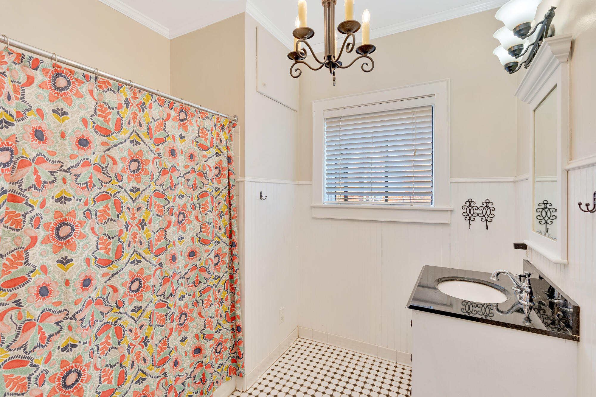 711 Dallas Road Chattanooga, TN 37405 - Photo 17 of 31 711-Old-Dallas-Rd-MLS-Photos-16