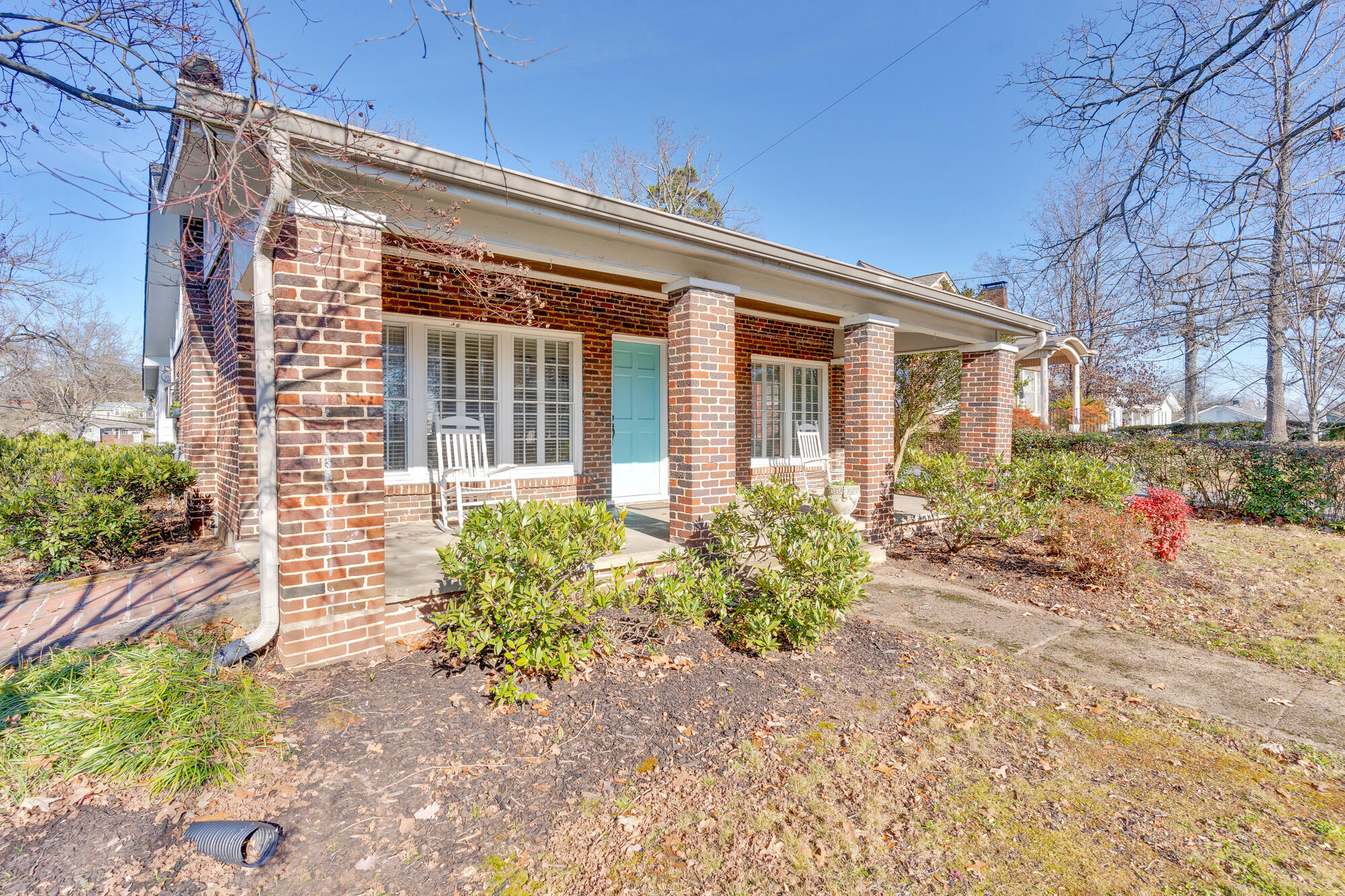 711 Dallas Road Chattanooga, TN 37405 - Photo 2 of 31 711-Old-Dallas-Rd-MLS-Photos-2