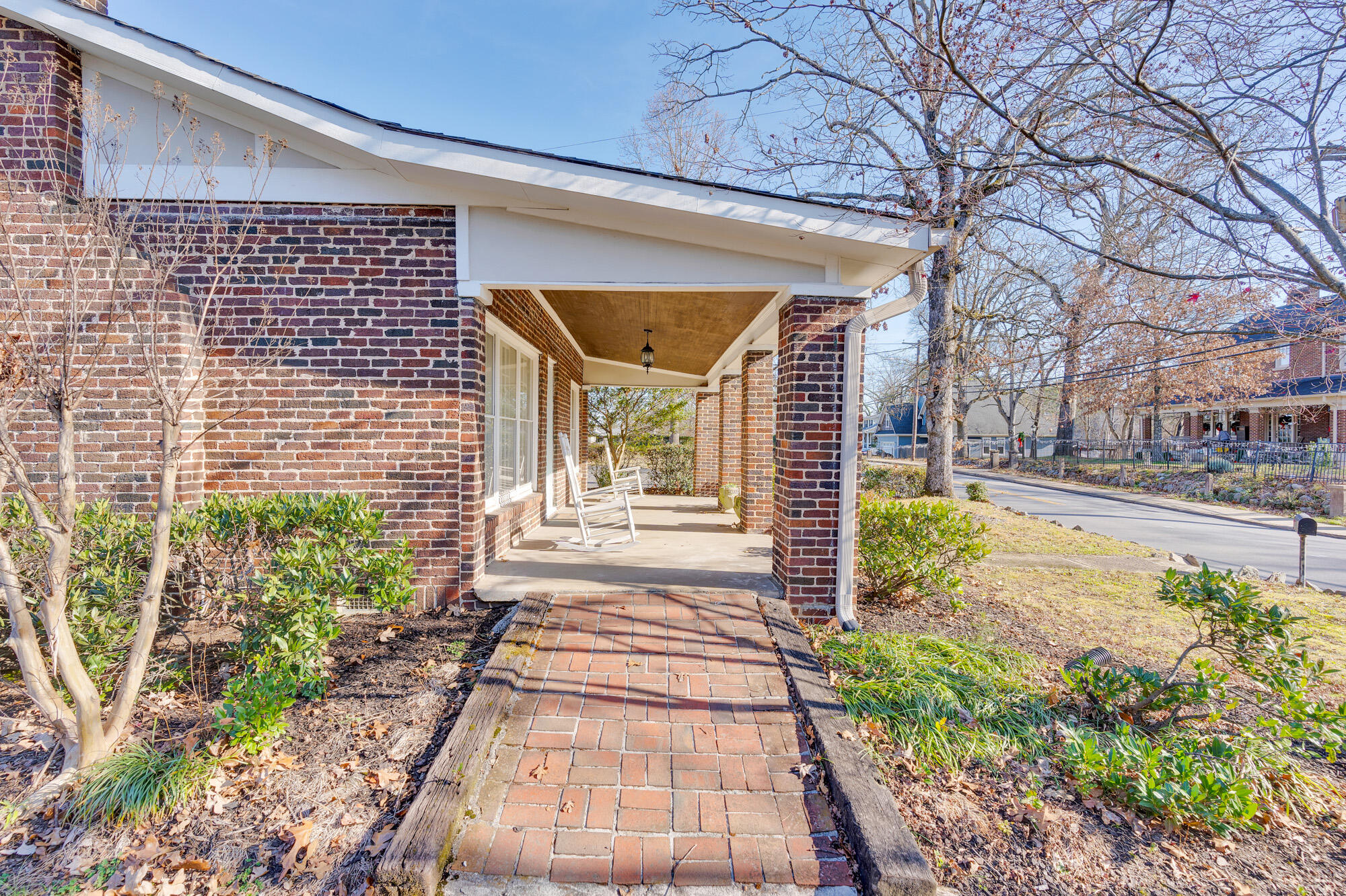 711 Dallas Road Chattanooga, TN 37405 - Photo 8 of 31 711-Old-Dallas-Rd-MLS-Photos-5