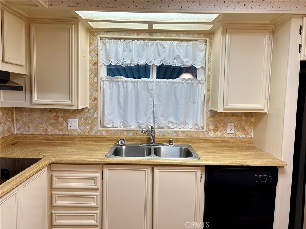 1901 Dayton Road, Unit 6 Chico, CA 95928 - Photo 11 of 25