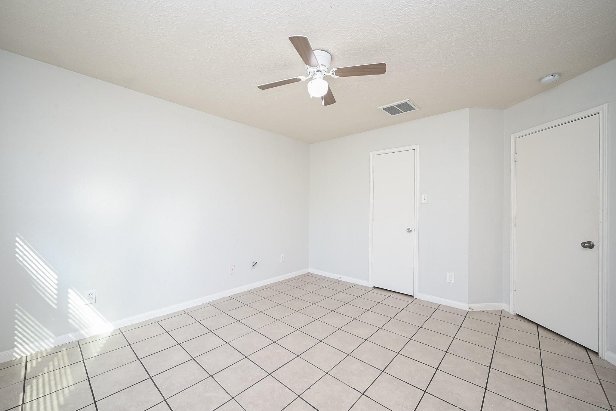 3635 Garrison Run Drive Spring, TX 77386 - Photo 16 of 32 Doors leading to large primary closet and hallway.